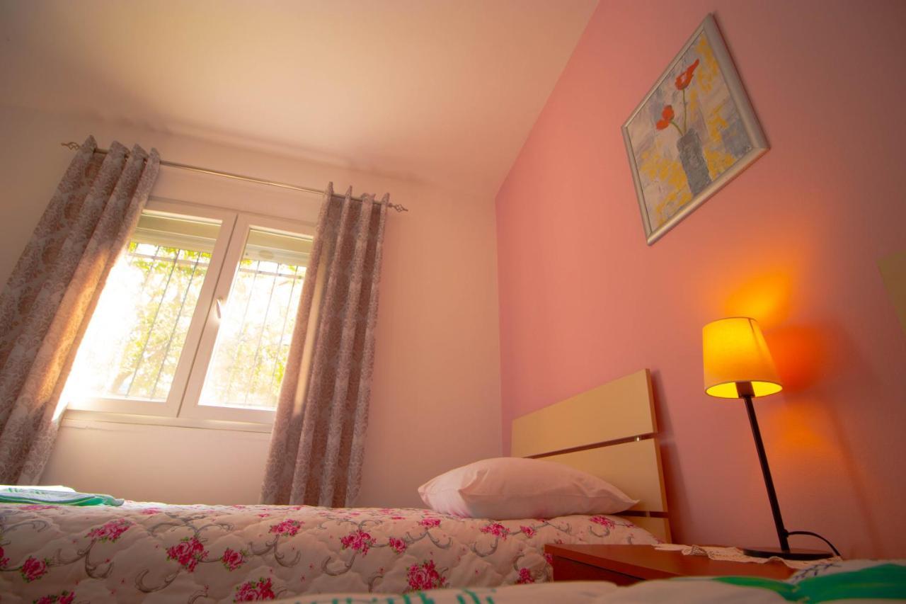 Kalaja Inn Krujë Екстериор снимка