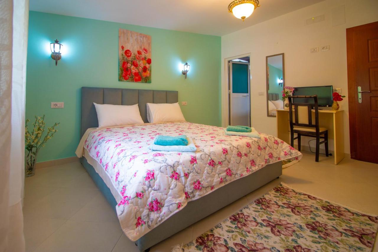 Kalaja Inn Krujë Екстериор снимка