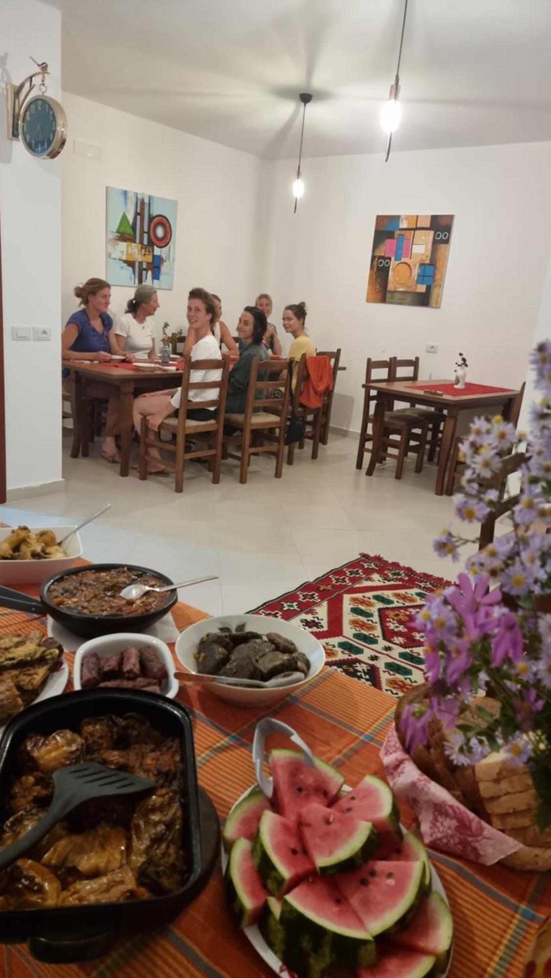 Kalaja Inn Krujë Екстериор снимка