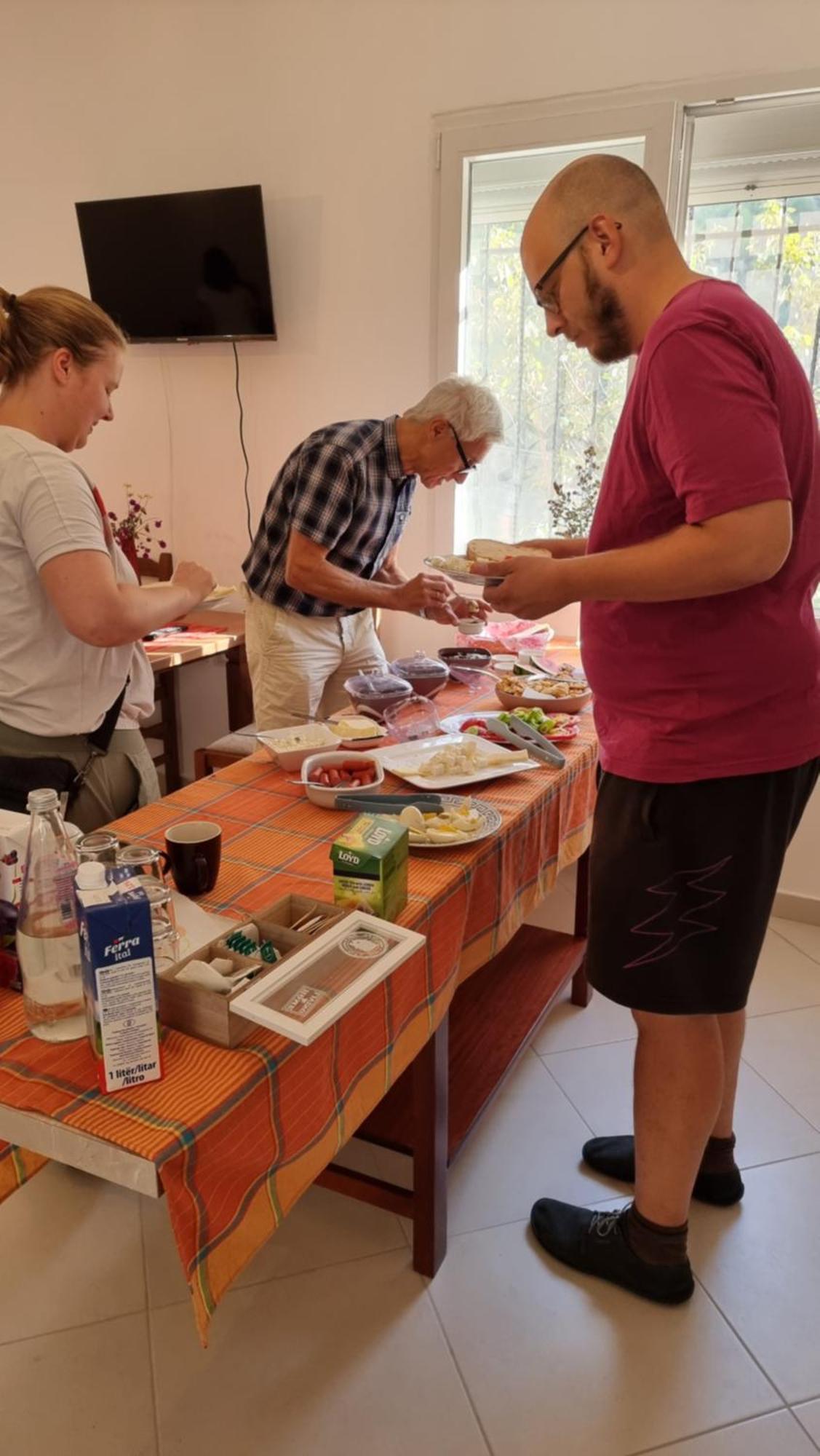 Kalaja Inn Krujë Екстериор снимка