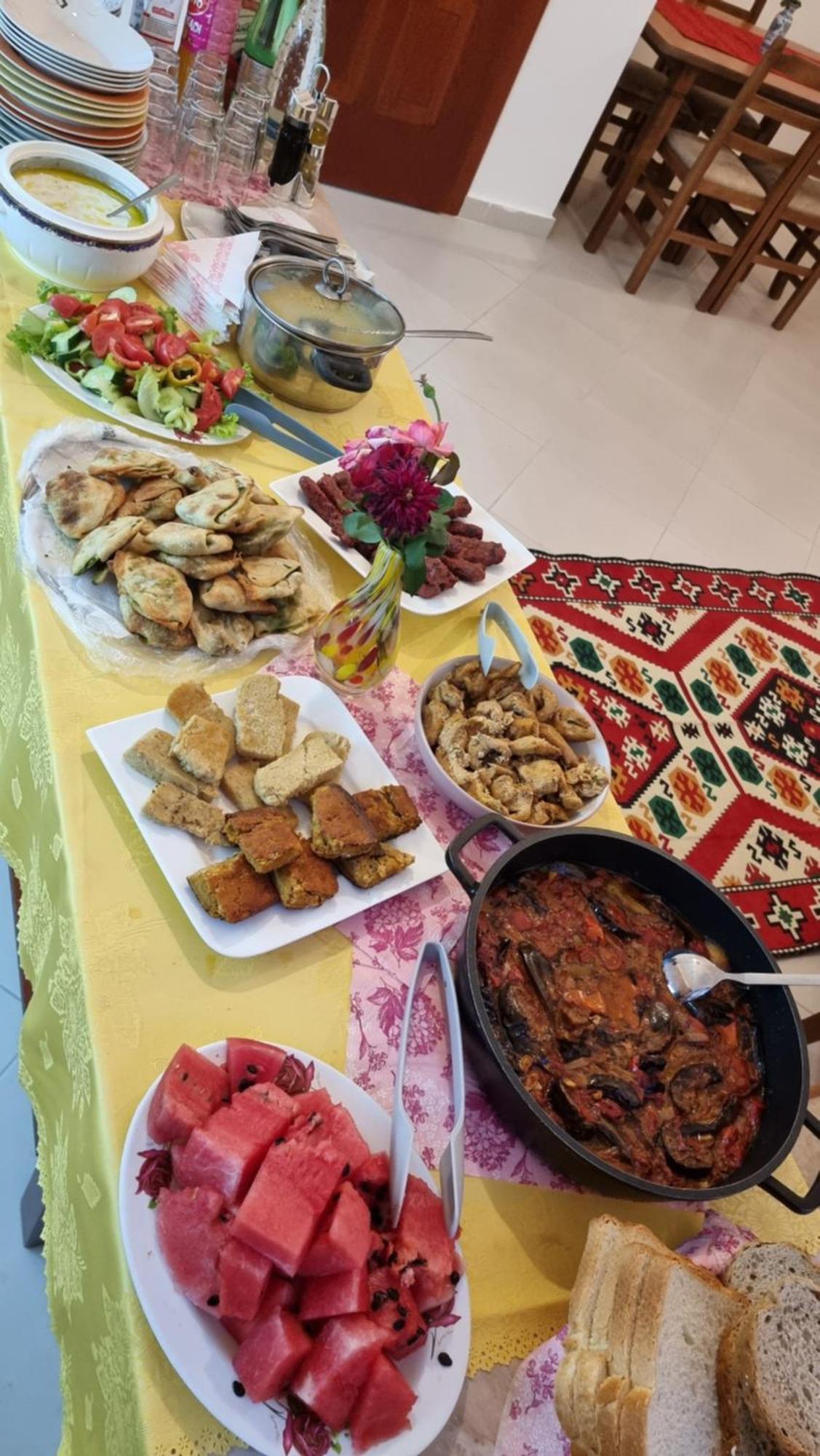 Kalaja Inn Krujë Екстериор снимка
